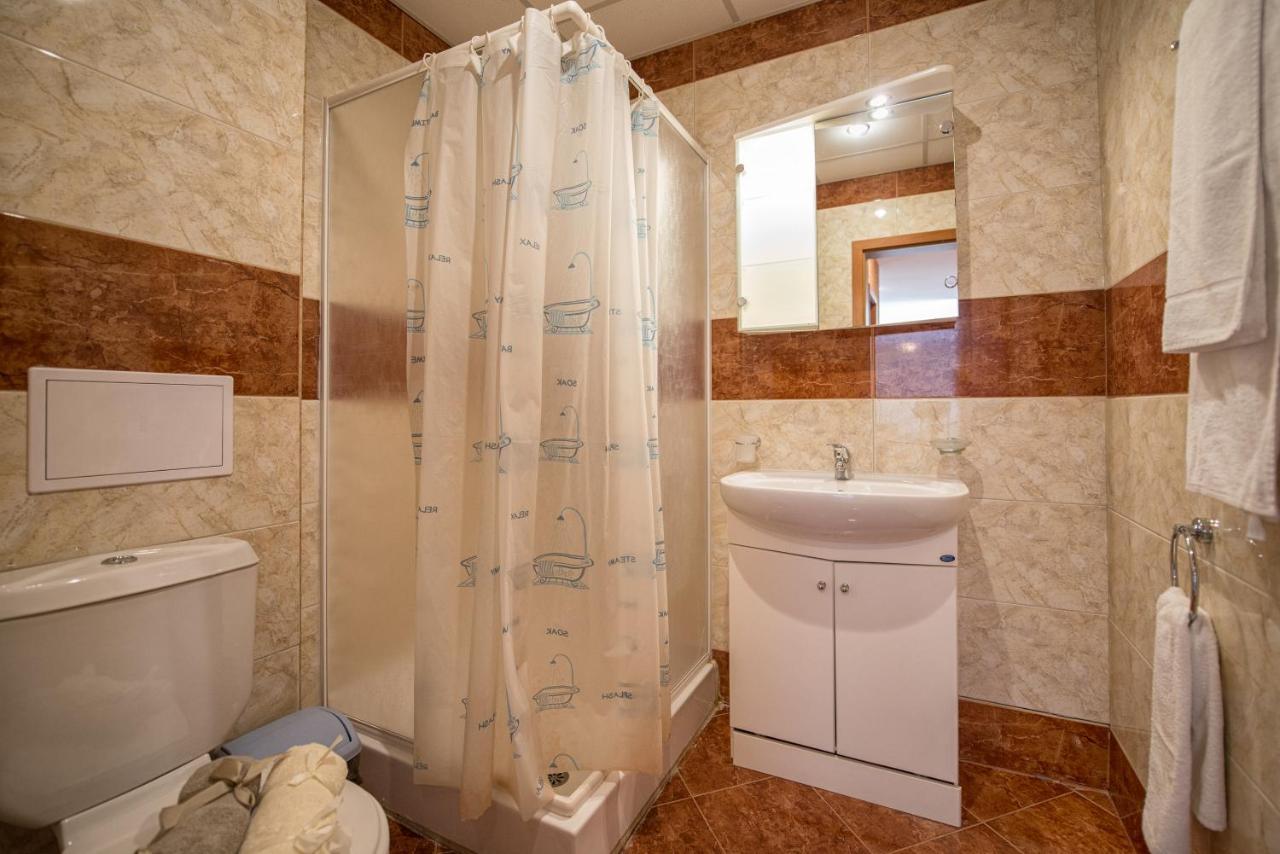 Privilege Beach Apartments Sveti Vlas Luaran gambar
