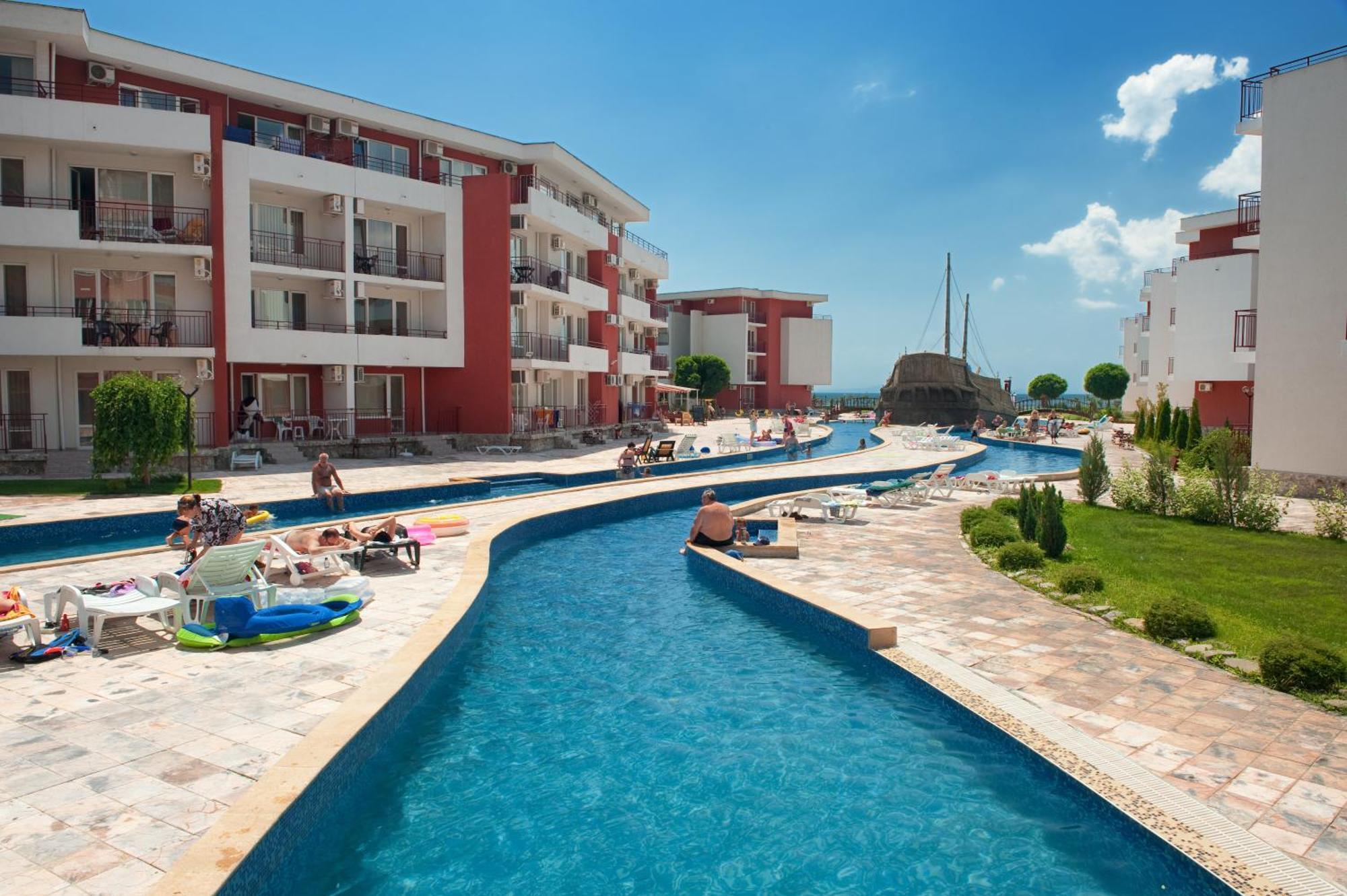 Privilege Beach Apartments Sveti Vlas Luaran gambar