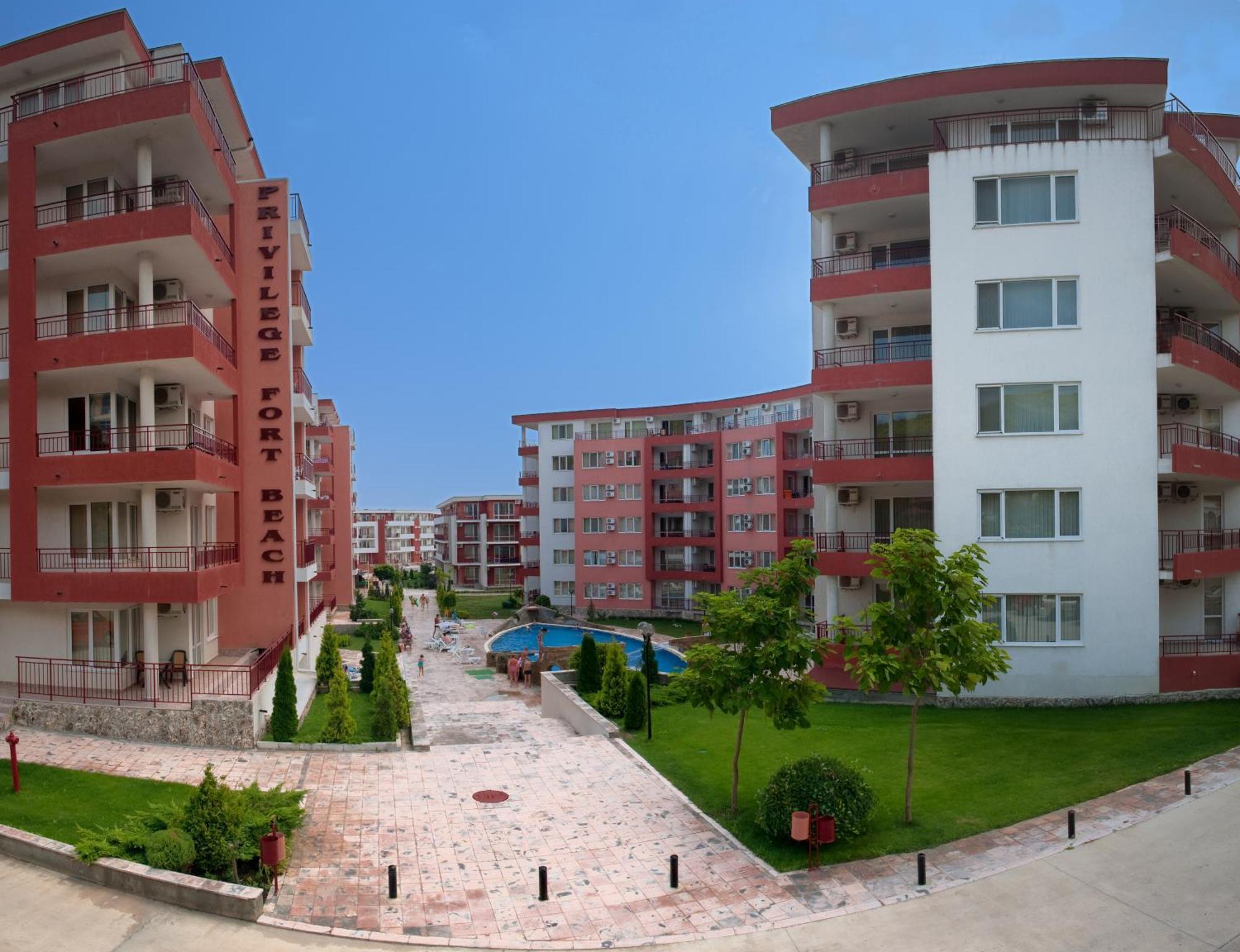 Privilege Beach Apartments Sveti Vlas Luaran gambar