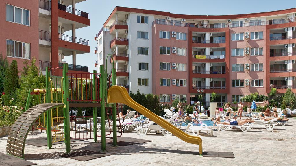 Privilege Beach Apartments Sveti Vlas Luaran gambar